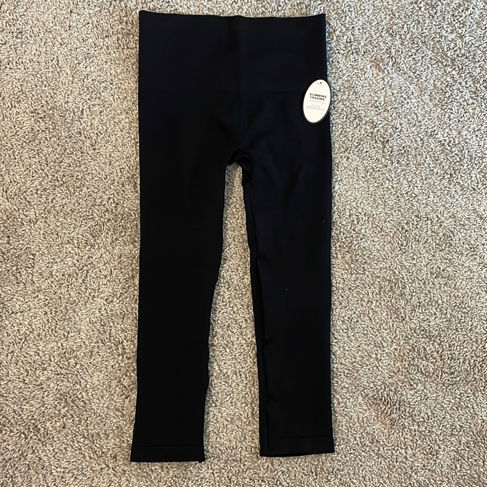 Soma Black Crop Slimming Leggings